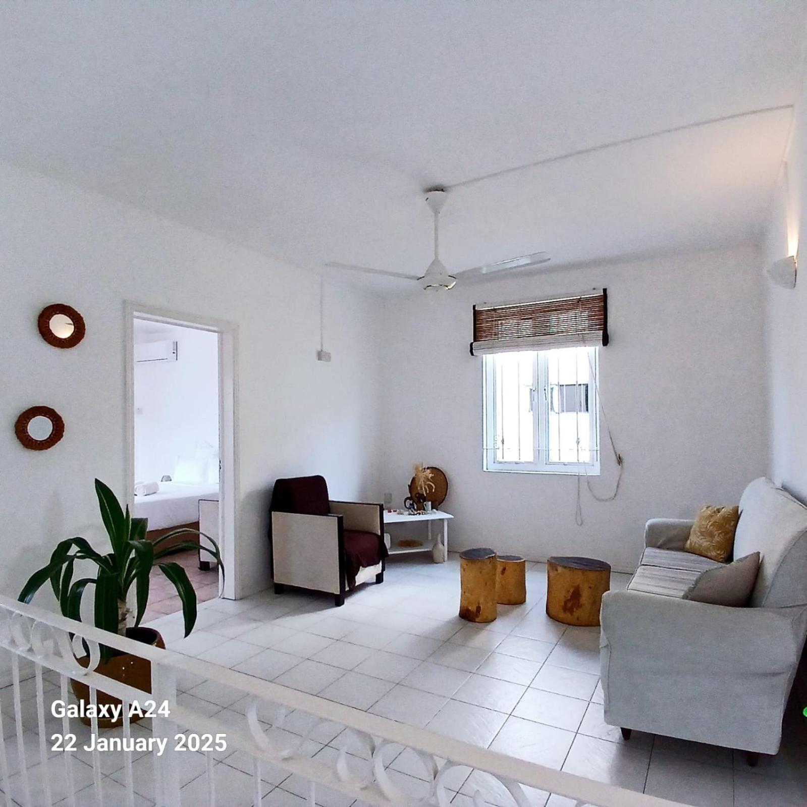 Apartment The Coral House Rivière Noire